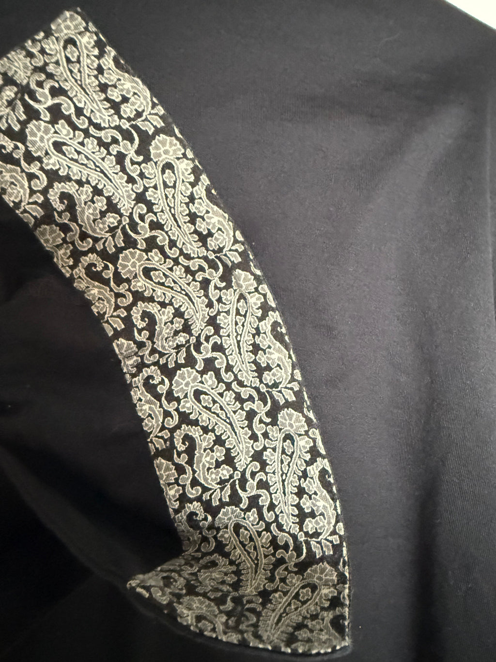 Hugo BOSS Men's Black Button-Up Shirt Paisley Trim Regular Fit Size L
