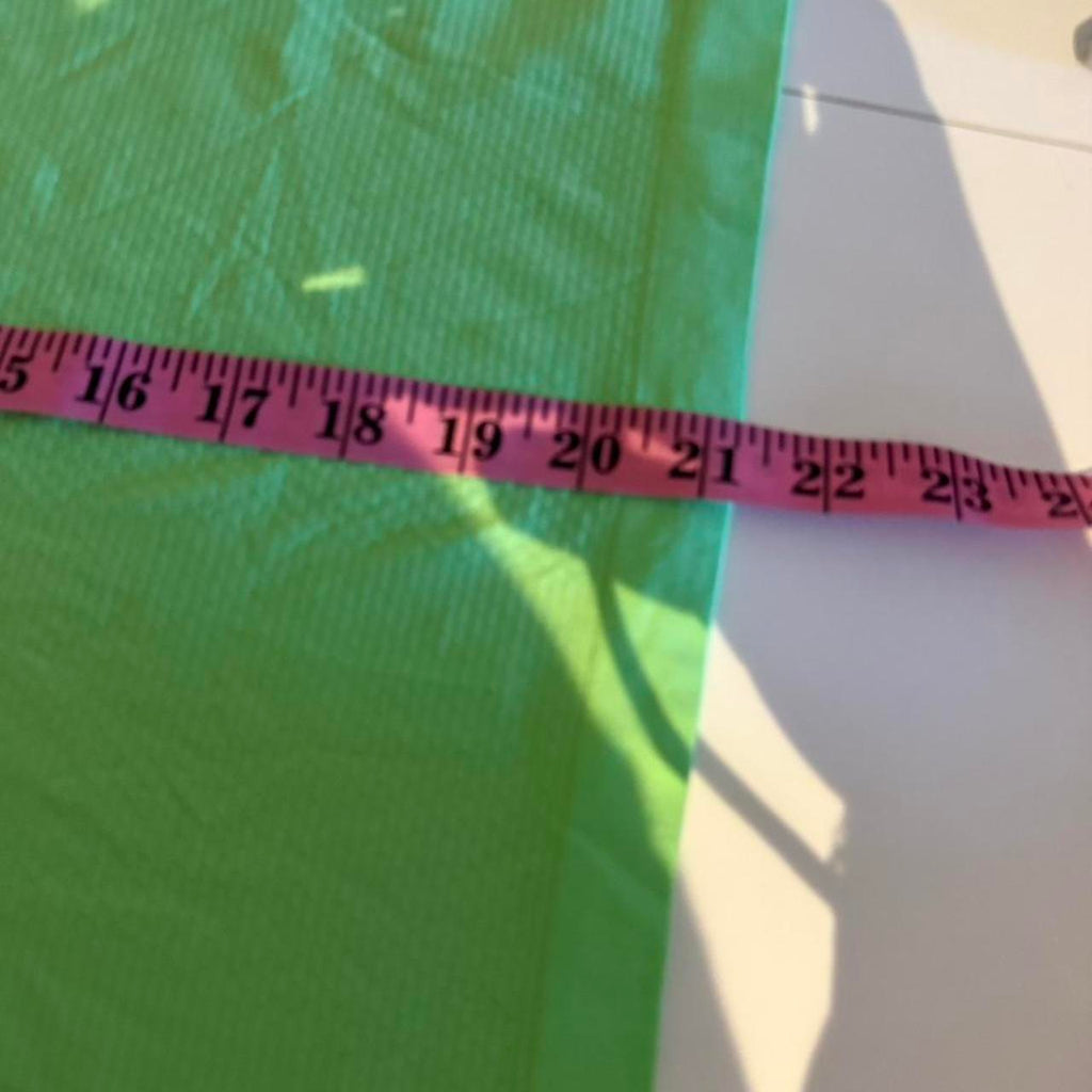 Lululemon Swiftly Tech Racerback Tank Top 2.0 - Race Length Top in color Scream Green Light | Size 10